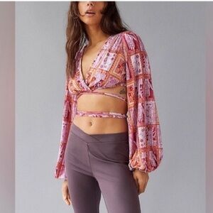 Urban Outfitters Florentina Boho Peasant Hipster Wrap Crop Top UO Size XS